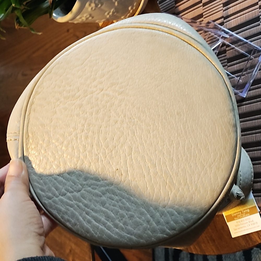 Coach Leather Cream Bucket Bag With Matching Wallet - Picture 6 of 10